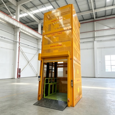 Fully Enclosed Hydraulic Cargo Lift